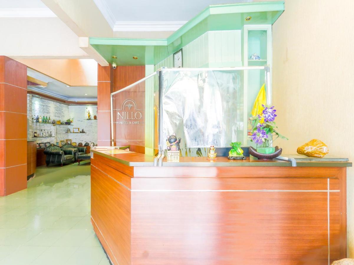 Oyo 90788 Nillo Hotel Kebumen Buitenkant foto